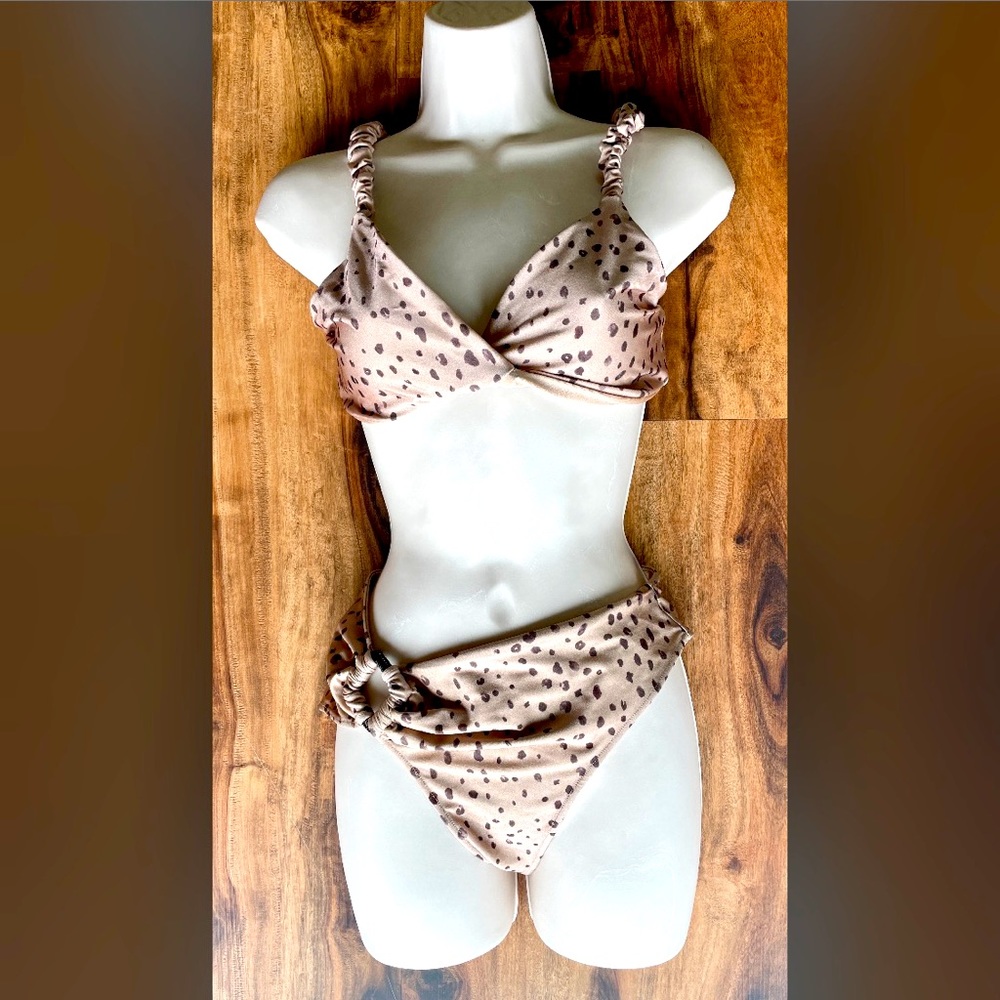 Revel Rey two pcs bikini. Size L top, size M bottom.
